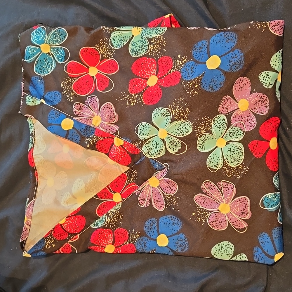 Scrub top - Picture 1 of 2